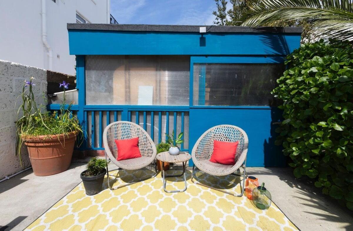 Eden House - Beach Apartments & Suites Saint Helier Room photo